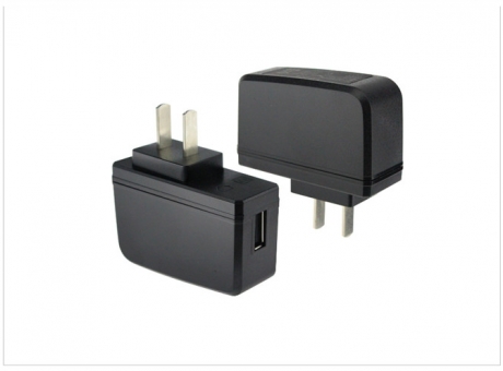 側(cè)插5V 2A中規(guī)USB電源